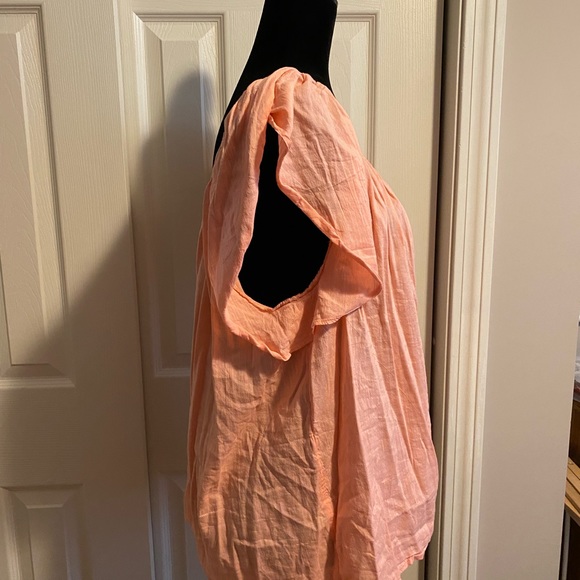 GAP linen Top - Picture 6 of 7